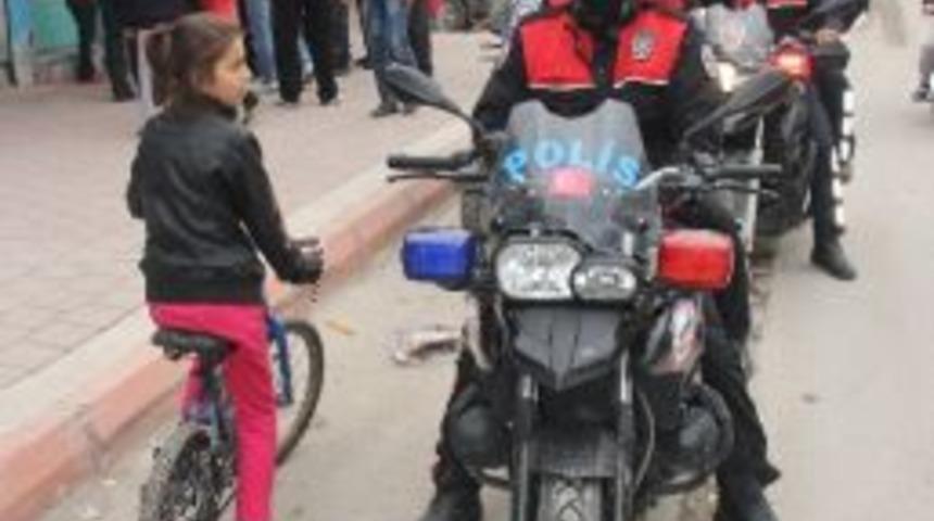 (&ouml;zel Haber) Polis Vatandaş İşbiriliği Korsan G&ouml;steriyi Birtirdi