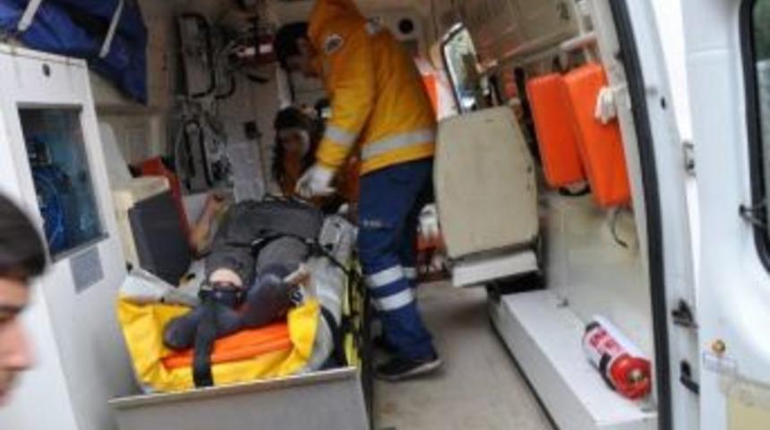 Yaşlı Kadını Komşuları Kurtardı