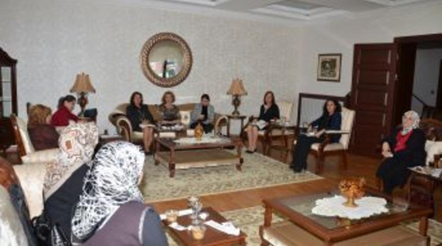 Vali Konağı Vatandaşlara A&ccedil;ıldı