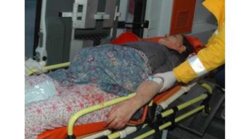 Kocasının Baltalı Saldırısına Uğrayan Kadın &Ouml;ld&uuml;