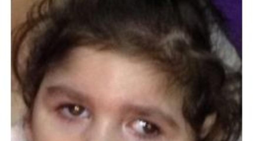 &Uuml;&ccedil; Yaşındaki Esila Epilepsiye Yenildi