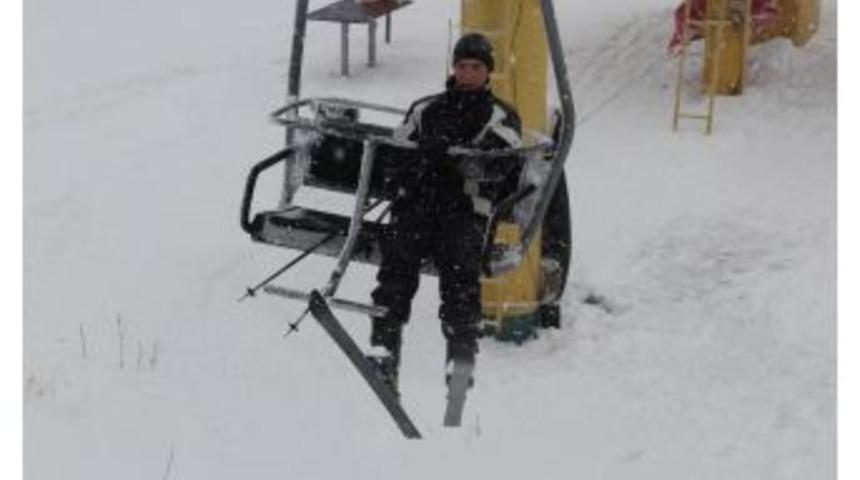 Uludağ Beyazlara B&uuml;r&uuml;nd&uuml;, Tatilciler Tadını &Ccedil;ıkardı