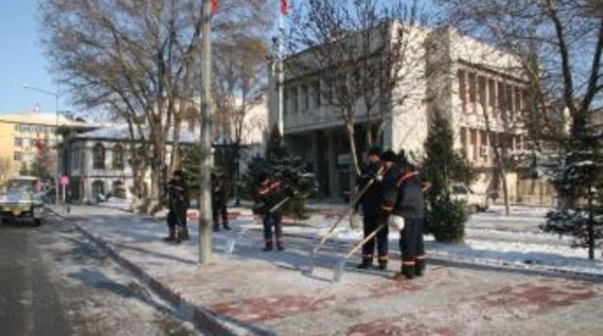 Afyonkarahisar&rsquo;da Kar Manzaraları