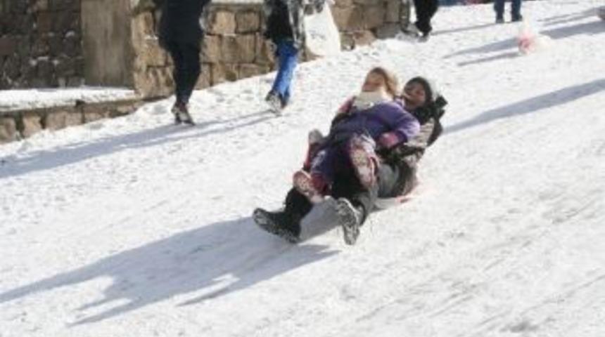 57&rsquo;lik Nine Torunları İle Kızak Kaydı