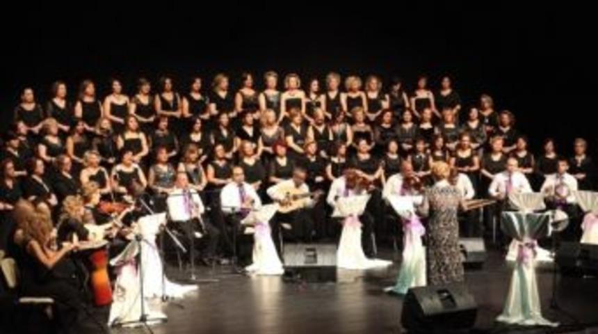 &ldquo;saz, S&ouml;z Şiddetsiz Bir D&uuml;nya İ&ccedil;in&rdquo;