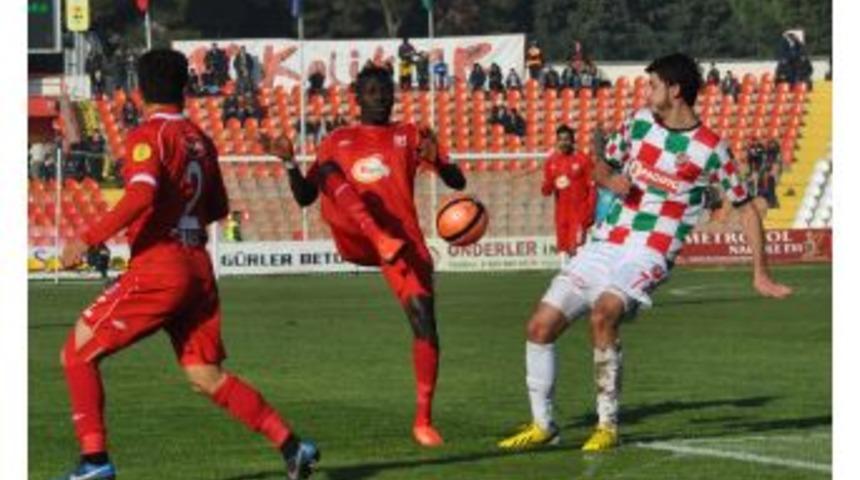 Balıkesirspor: 4 - Karşıyaka: 1