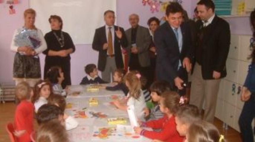 Burhaniye&rsquo;de Kaymakam Minikleri Sevindirdi