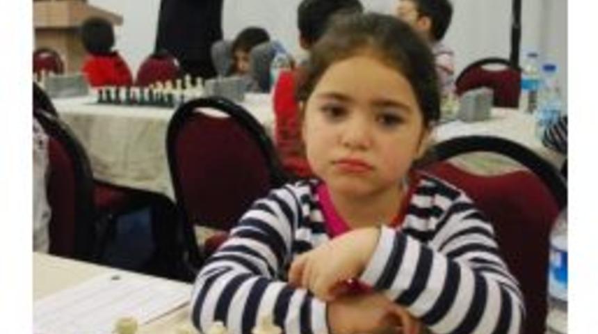 K&uuml;&ccedil;&uuml;kler Satran&ccedil; Şampiyonası Sona Erdi