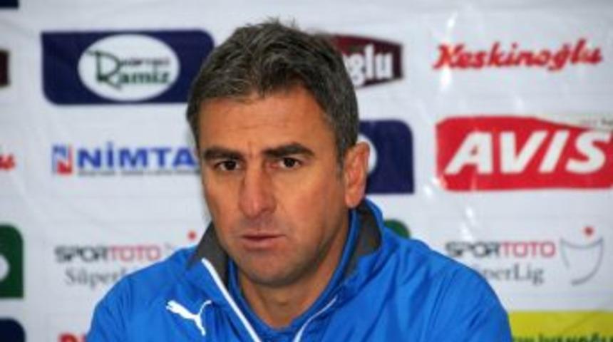 Hamzaoğlu: Geriden Gelip Ma&ccedil;ı 2-1 Kazanmak Sevindirici