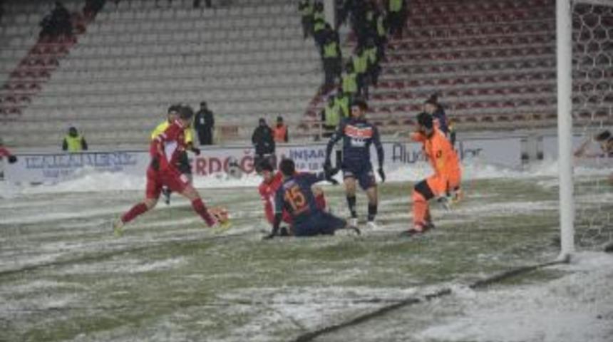 Boluspor: 0 - İstanbul B&uuml;y&uuml;kşehir Belediyespor: 4