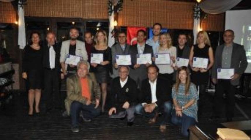 Kuşadası’nda Yelken Eğitim Kursunu Tamamlayanlara Sertifika