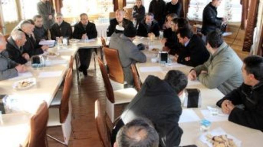 Suşehri Belediye Başkanı Sel, Pazar Esnafıyla Bir Araya Geldi