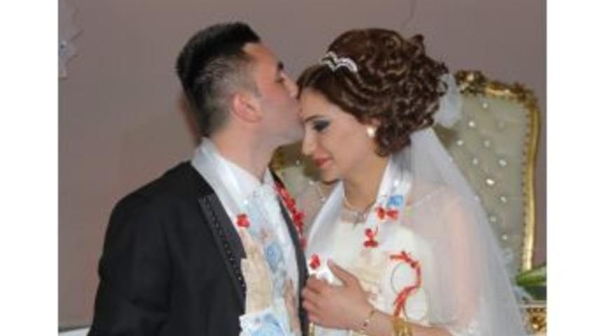 Ailelerine Rağmen Aşklarından Geri Adım Atmadılar