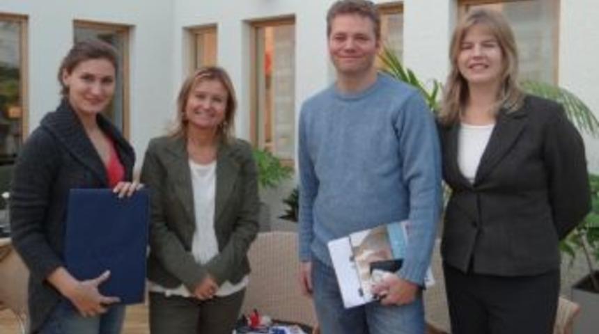 İzmir &Uuml;niversitesi İle İsve&ccedil; Arasında Eğitim K&ouml;pr&uuml;s&uuml; Kuruldu