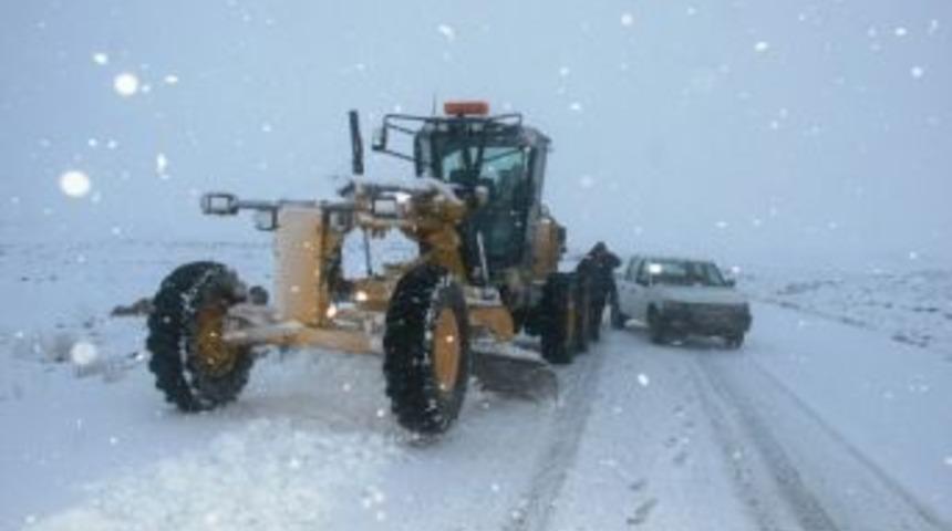Iğdır&rsquo;da Karla M&uuml;cadele &Ccedil;alışması