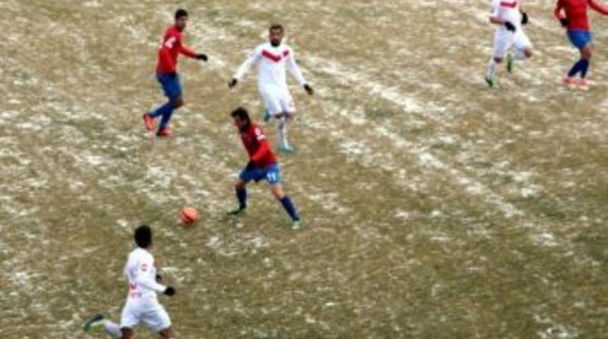 Sivas D&ouml;rt Eyl&uuml;l Belediyespor 3 Puanı Tek Golle Aldı