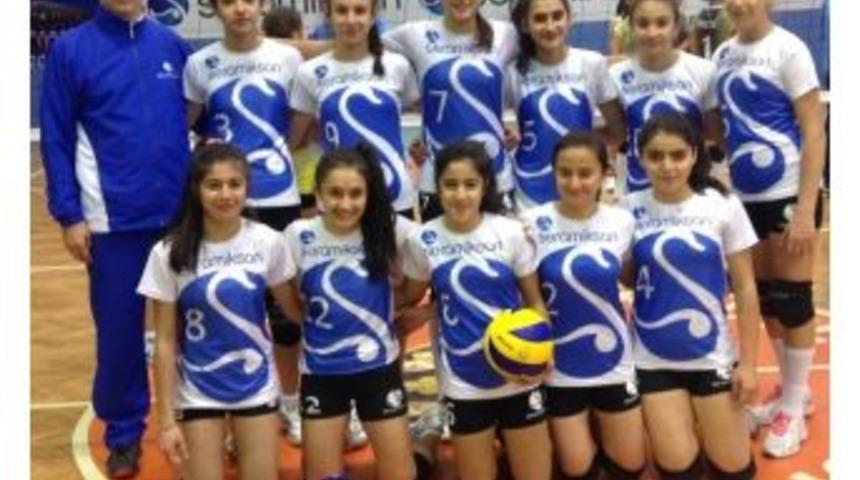 "minik Kuğular" Ablalarının İzinden Gidiyor