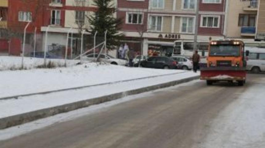 Odunpazarı'nda Karla M&uuml;cadele