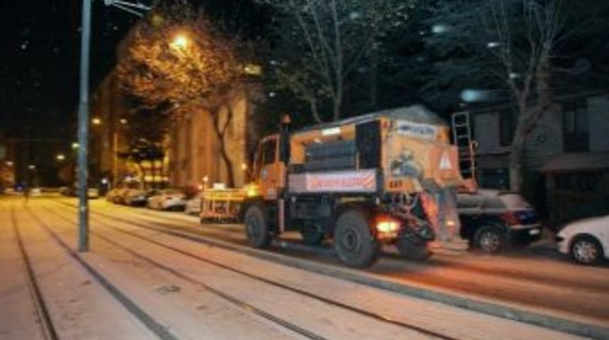 B&uuml;y&uuml;kşehir Ekipleri Kar Teyakkuzunda