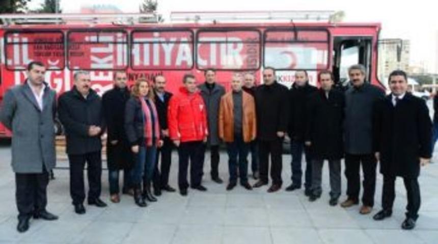 Beylikd&uuml;z&uuml;&rsquo;nde Kan Bağışına Yoğun İlgi