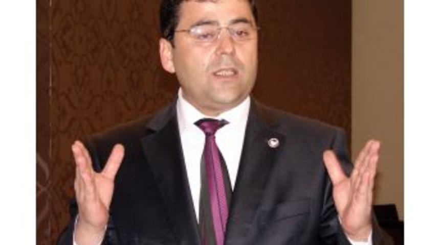 Baro Başkanı İlhan: Başbakan'ın S&ouml;zleri Mahkemeyi Y&ouml;nlendirmeye Y&ouml;neliktir