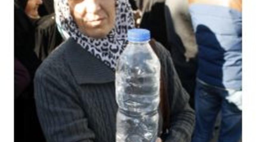 K&ouml;yl&uuml; Kadınlar Temiz Su I&ccedil;in Ağladı