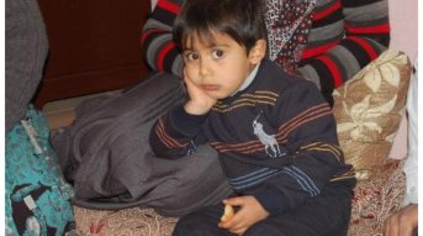 4 Yaşındaki &Ccedil;ocuk İlik Nakli Olmayı Bekliyor