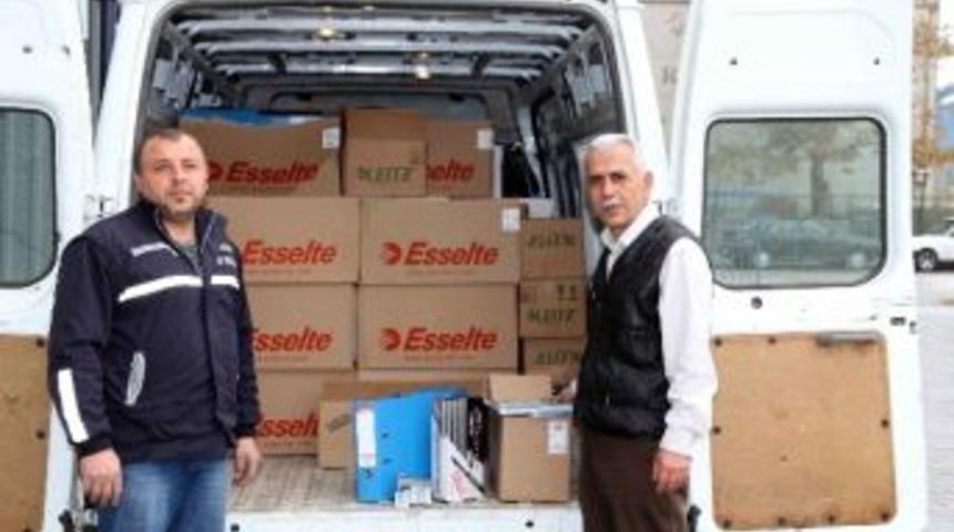 Kocaeli B&uuml;y&uuml;kşehir Belediyesi'nden Muhtarlara Kırtasiye Yardımı