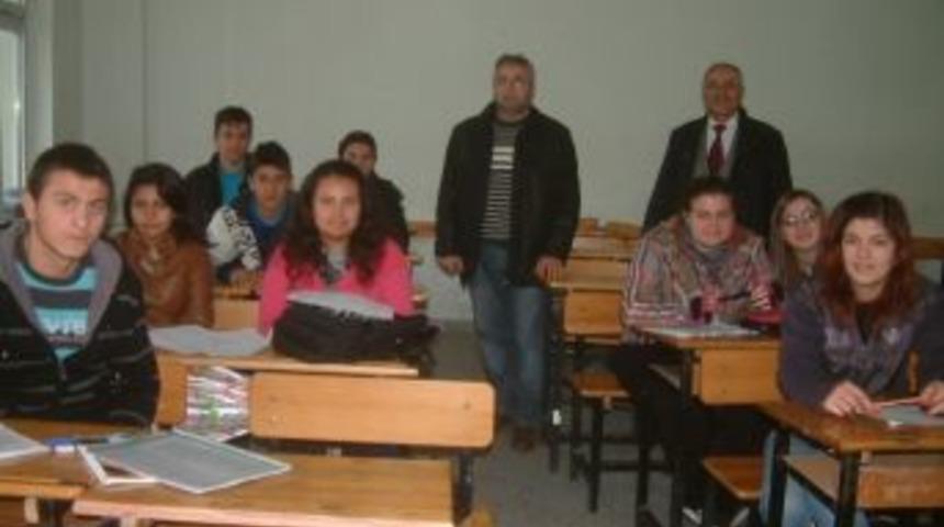 Burhaniye&rsquo;de &Uuml;cretsiz Hazırlık Kursu