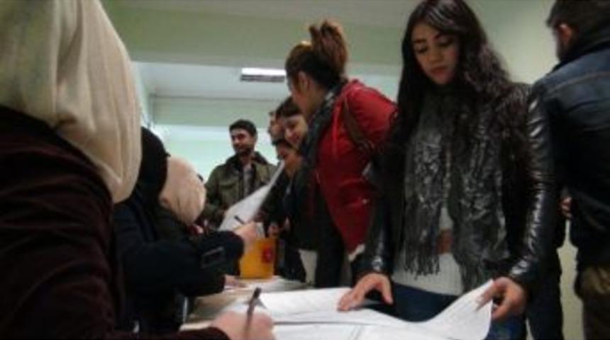 Üniversite Öğrencilerinden Kan Bağışı Kampanyası