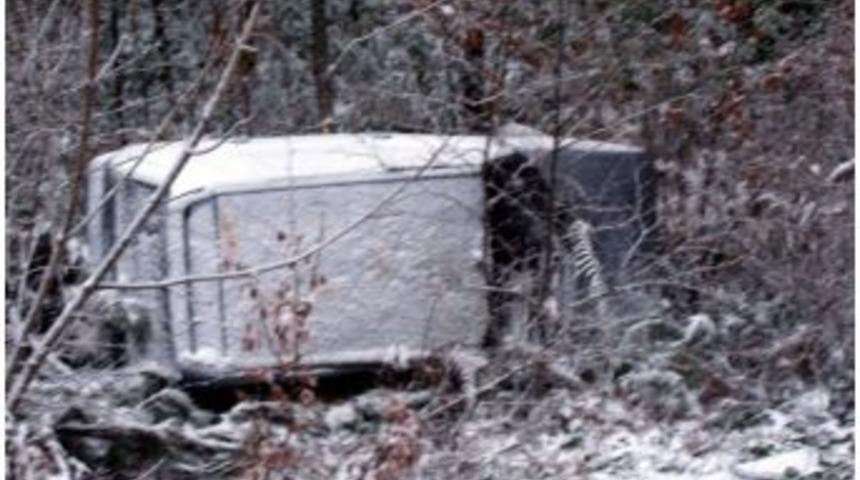 Karda Aşk Tazelerken U&ccedil;uruma Yuvarlandılar
