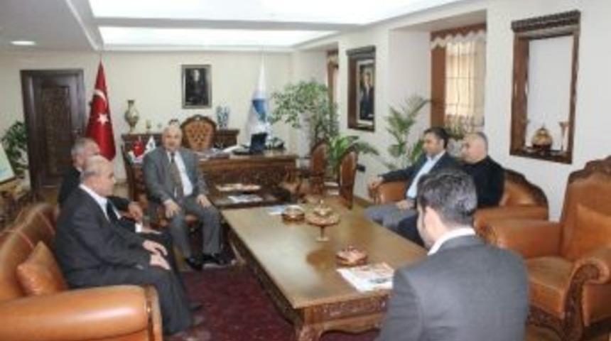 M&uuml;siad&rsquo;tan Rekt&ouml;r G&ouml;n&uuml;ll&uuml;&rsquo;ye Ziyaret