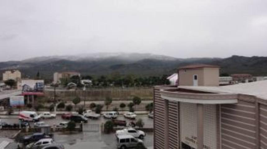 Havran&rsquo;da 1 G&uuml;nde 4 Mevsim Yaşandı