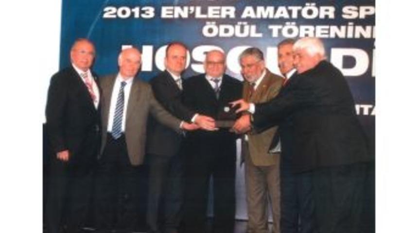 Uzman, En Başarılı Y&ouml;netici &Ouml;d&uuml;l&uuml;n&uuml; Aldı