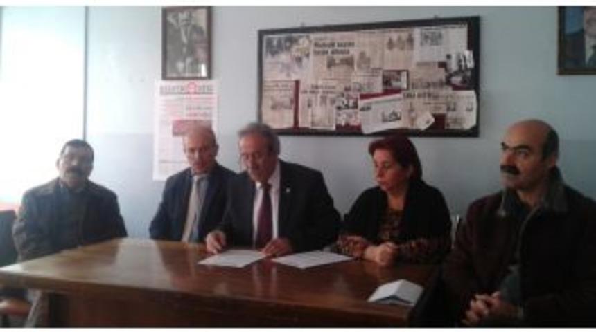 Emekliler, Banka Promosyonu Imzalarını Bakan &Ccedil;elik'e Sunacak