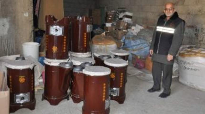 Stk'lardan Suriyelilere Yardımı S&uuml;r&uuml;yor