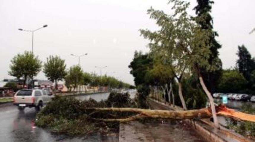 Ege&rsquo;de Fırtına Bekleniyor