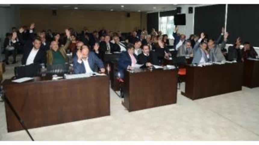 Mecliste "hukuk Dışı İşler" Tartışması