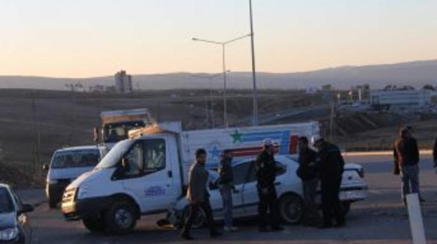 Siirt&rsquo;te Trafik Kazası: 2 Yaralı
