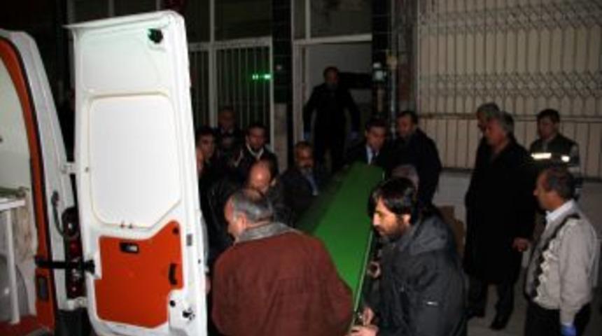 5 Kişilik Aile, 3 G&uuml;n &Ouml;nce Taşındıkları Evde Gazdan Zehirlendi