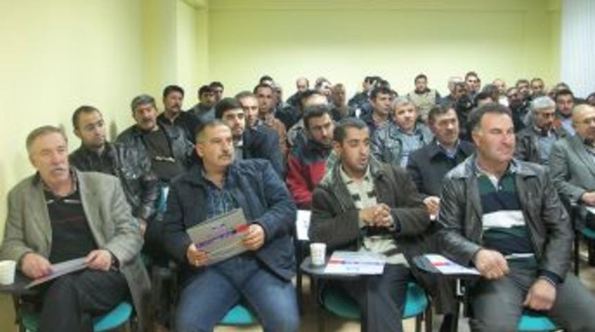 Esnaf Sorunlarını Bu Toplantılarda Dile Getiriyor