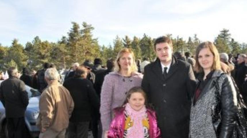 Hayati Hamzaoğlu&rsquo;na Davul-zurnalı Karşılama