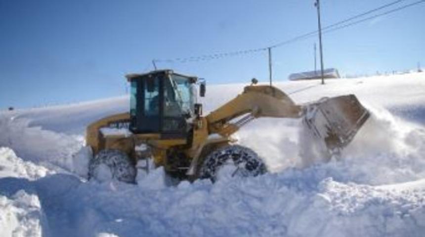&Ccedil;ambaşı Yaylası'nın Yolu &Ouml;zel Bir Firma Tarafından A&ccedil;ık Tutulacak
