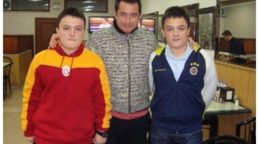 Acun'dan Futbol Camiasına Anlamlı Mesaj