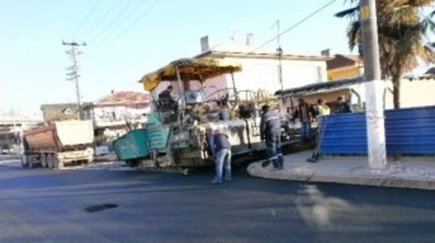 İzmit Cumhuriyet Mahallesi&rsquo;ne Bin 460 Ton Asfalt