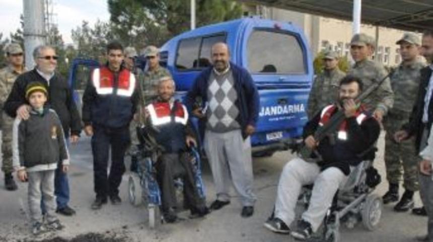 Engelliler Derneği, Jandarmayı Ziyaret Etti