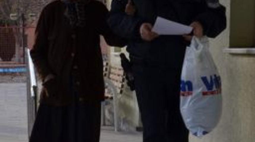 (&ouml;zel Haber) 91 Yaşındaki Kadını Evden Attılar