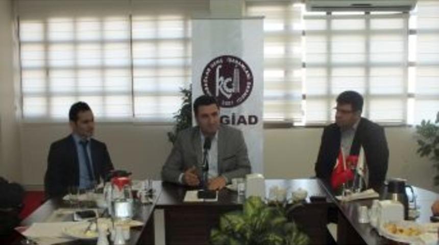 KAGİAD: Erzurum, Futbol Takımlarının Yeni Kamp Alanı Olacak