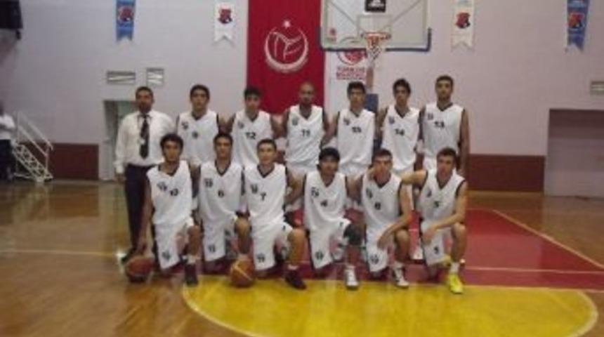 Efe Gediz &Uuml;niversitesi İle Karşılaşacak