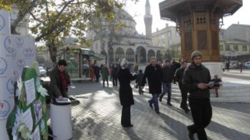 Yunusemre Gen&ccedil;lik Merkezi&rsquo;nden Filipinler'e Yardım